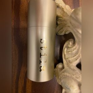Stills.. lip & cheek stick  SHEER LILIUM 120B